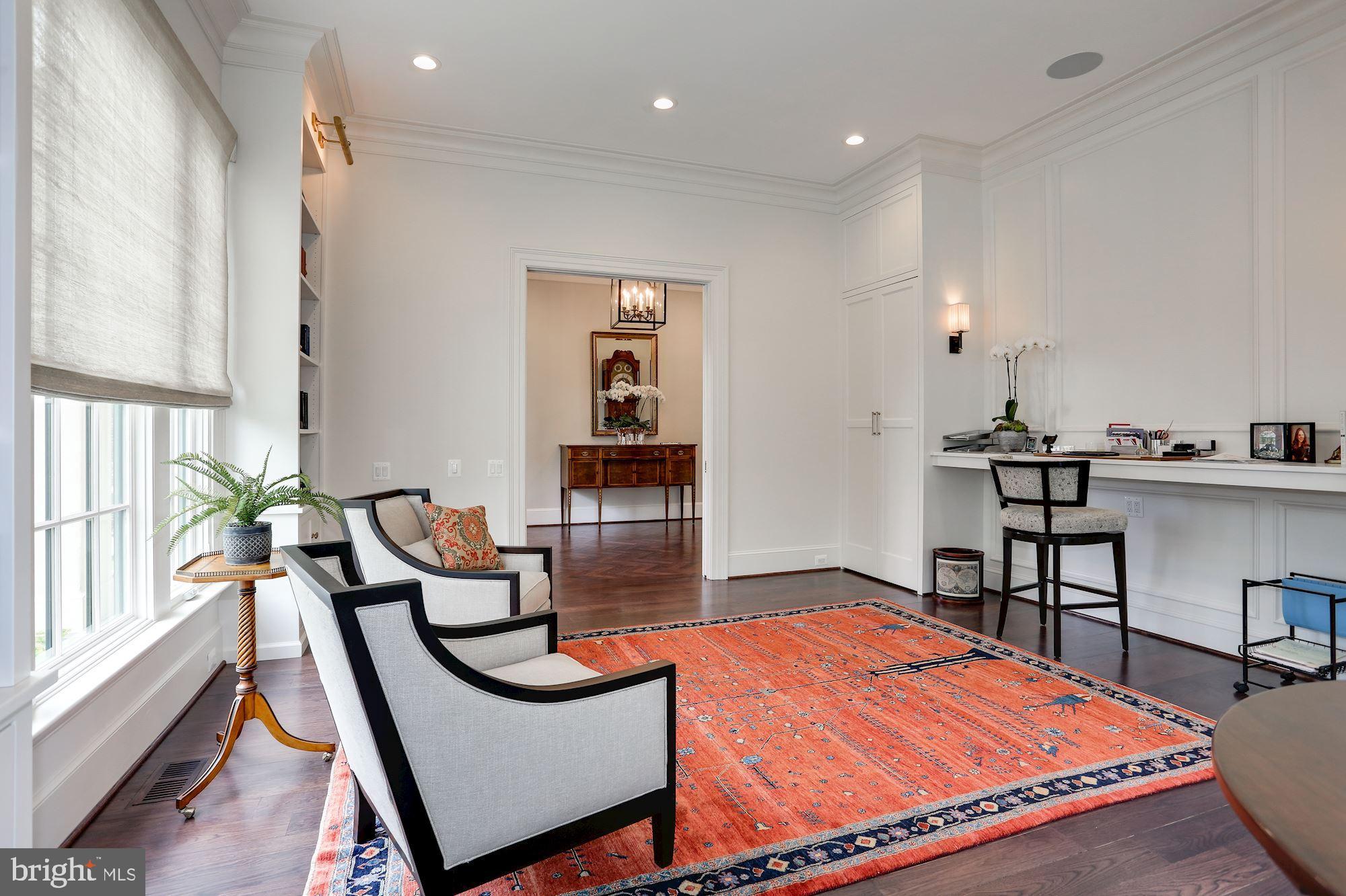 4805 Rock Spring Road Arlington, VA 22207 - Photo 7 of 66