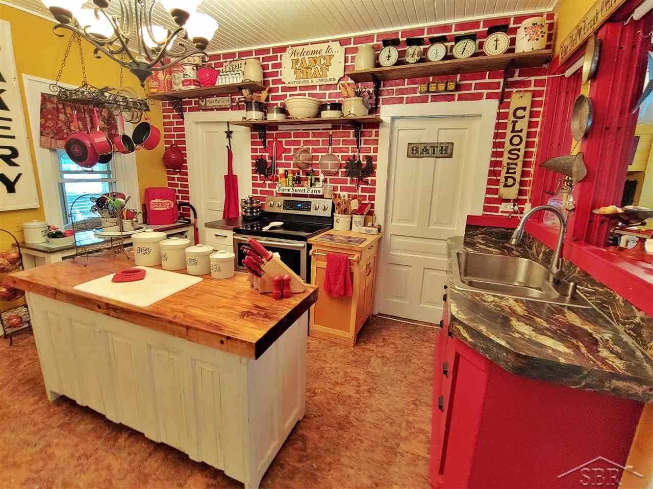 7190 South Graham Road St. Charles, MI 48655 - Photo 9 of 44 50012914-8.JPG