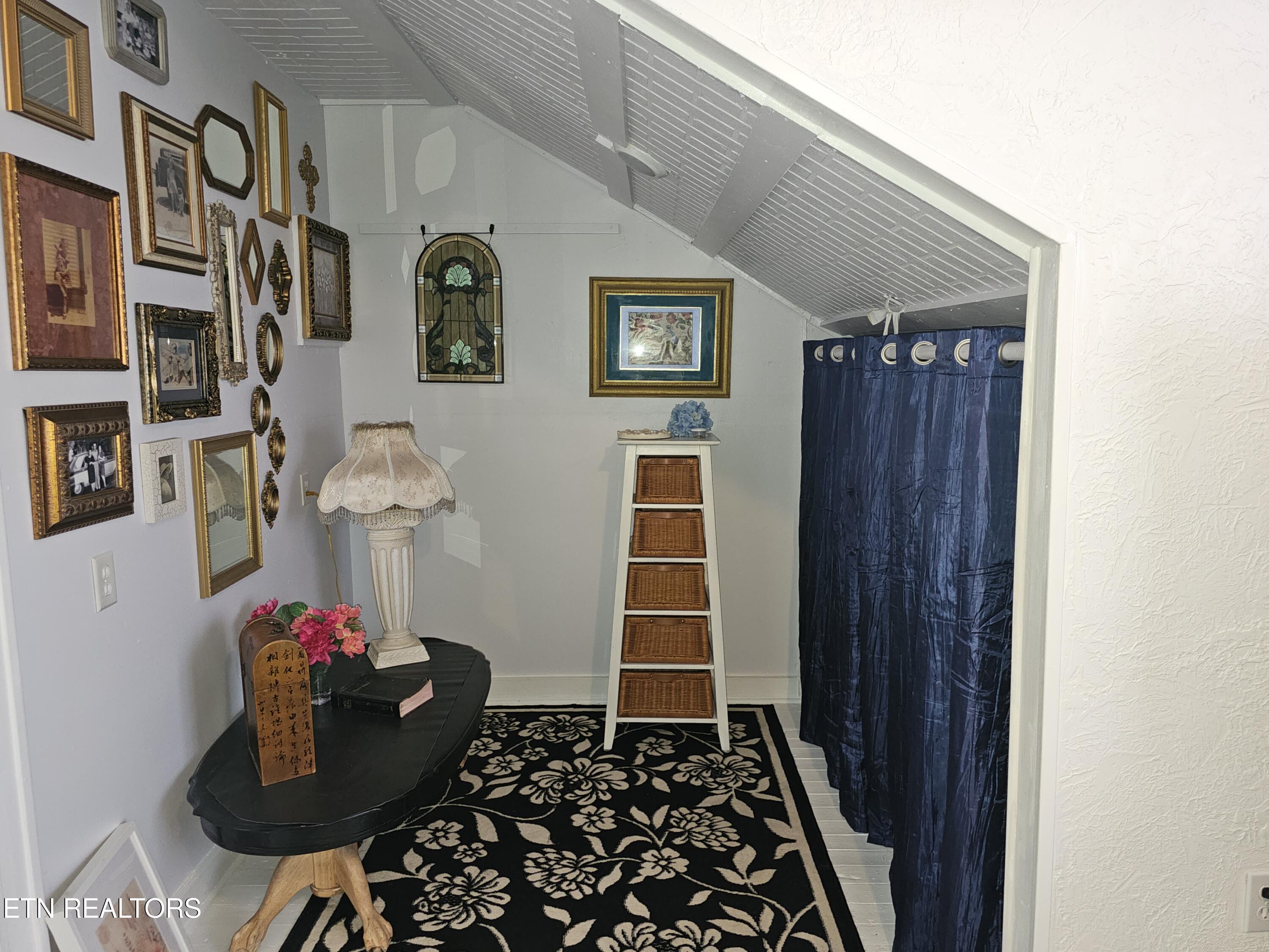 103 Leafwood Road Middlesboro, KY 40965 - Photo 25 of 27 20260115_154142