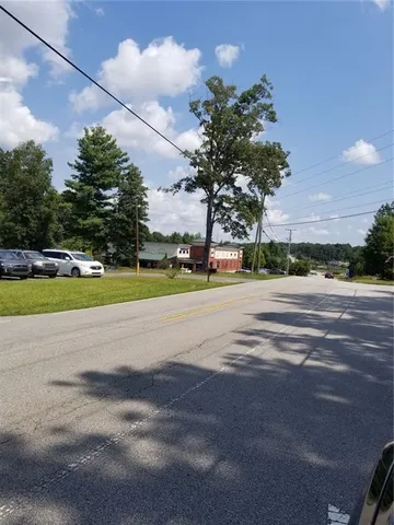 $349,000 | 4885 Hog Mountain Road, Flowery Branch, GA 30542