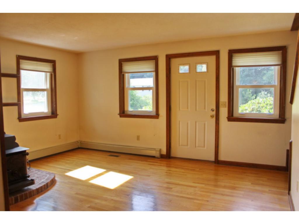 17 Hawthorne Road Dover, NH 03820 - Photo 12 of 21