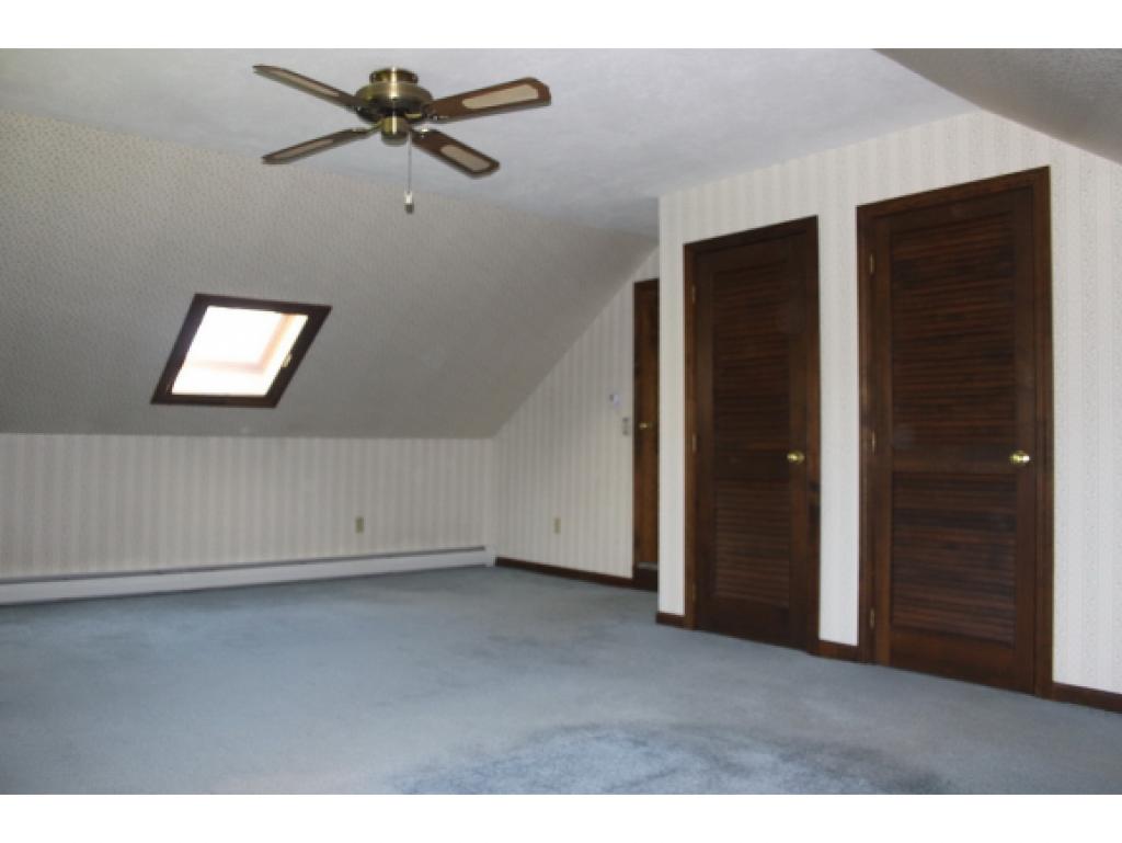 17 Hawthorne Road Dover, NH 03820 - Photo 14 of 21