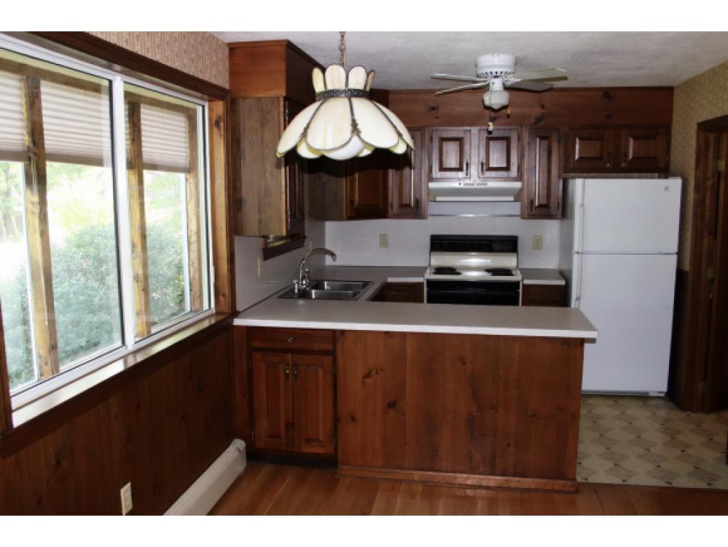 17 Hawthorne Road Dover, NH 03820 - Photo 5 of 21