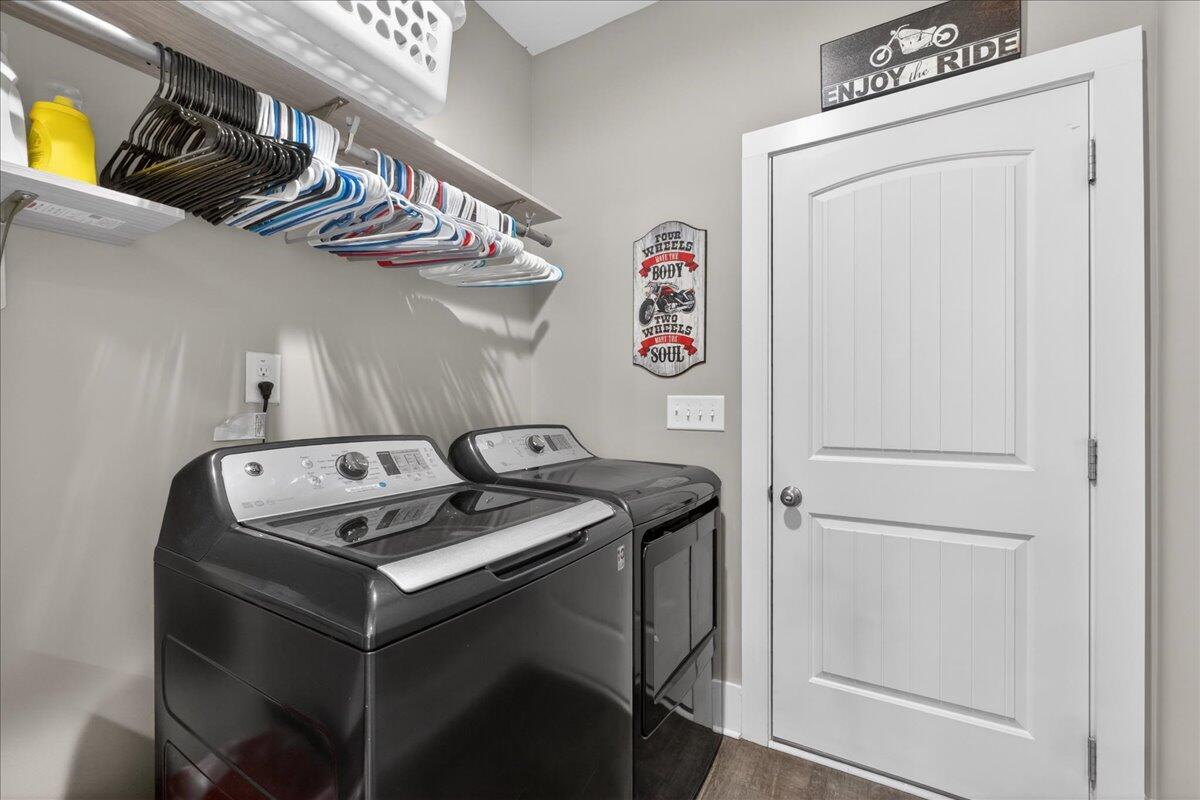 1448 Longridge Road Moncks Corner, SC 29461 - Photo 10 of 32 laundry