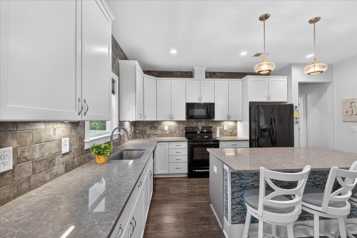 1448 Longridge Road Moncks Corner, SC 29461 - Photo 6 of 32 Kitchen