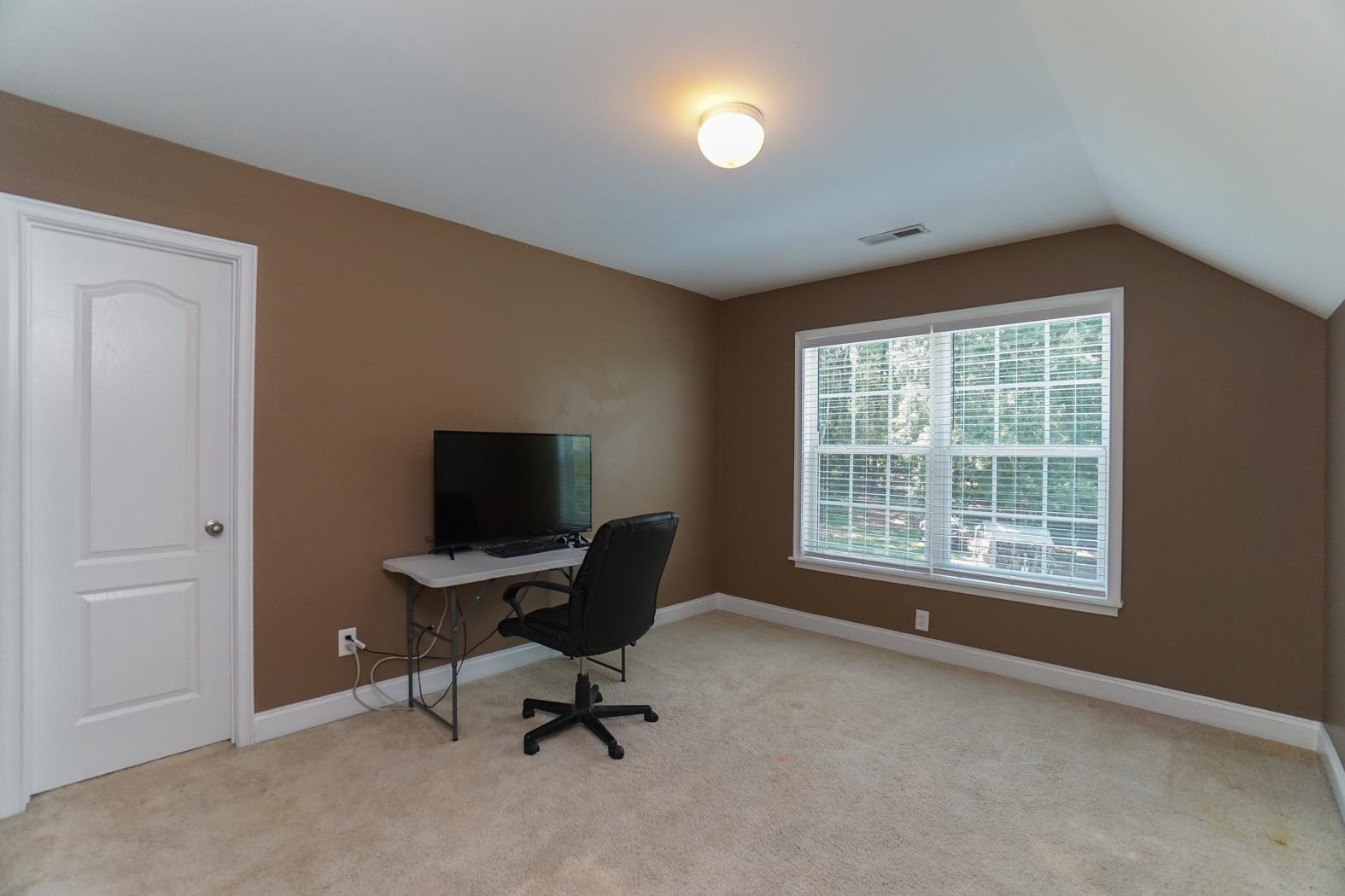 391 Barnett Road Greer, SC 29651 - Photo 26 of 36 Gallery Image 26