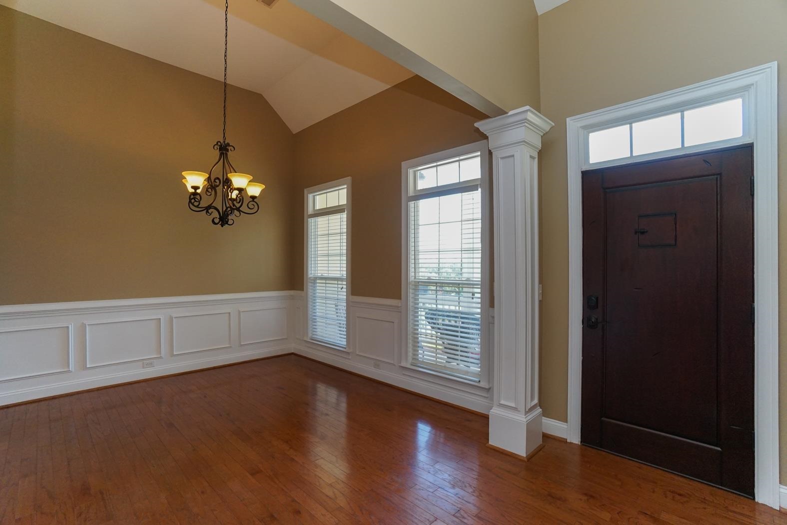 391 Barnett Road Greer, SC 29651 - Photo 3 of 36 Gallery Image 3