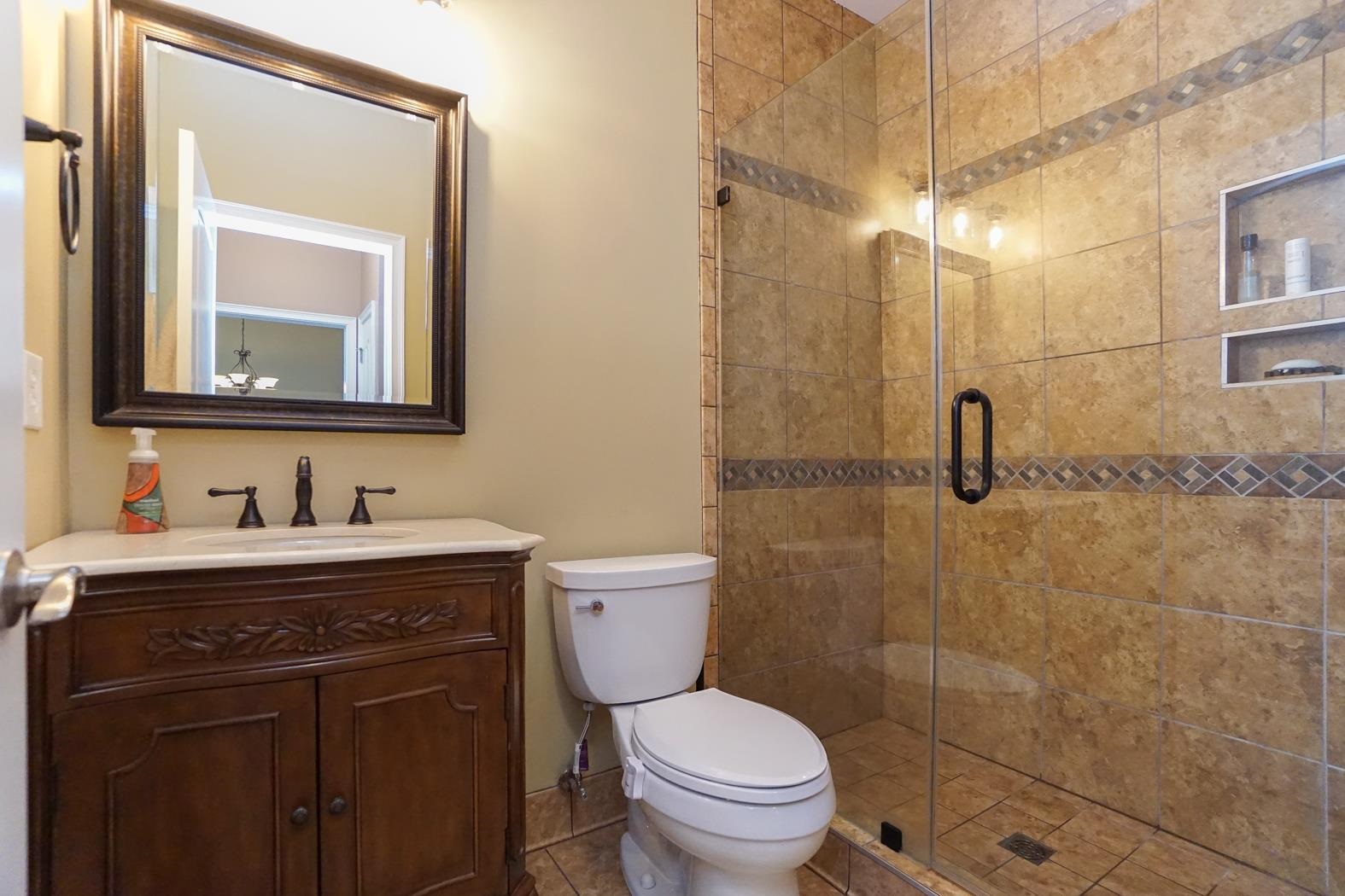 391 Barnett Road Greer, SC 29651 - Photo 8 of 36 Gallery Image 8