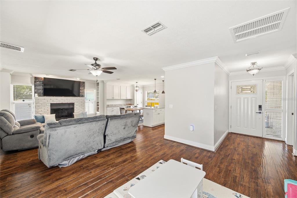 4712 Simcoe Street Palm Harbor, FL 34683 - Photo 9 of 51