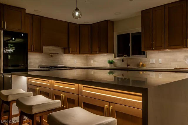 $4,000 | 3485 Shamrock Avenue, Las Vegas, NV 89120