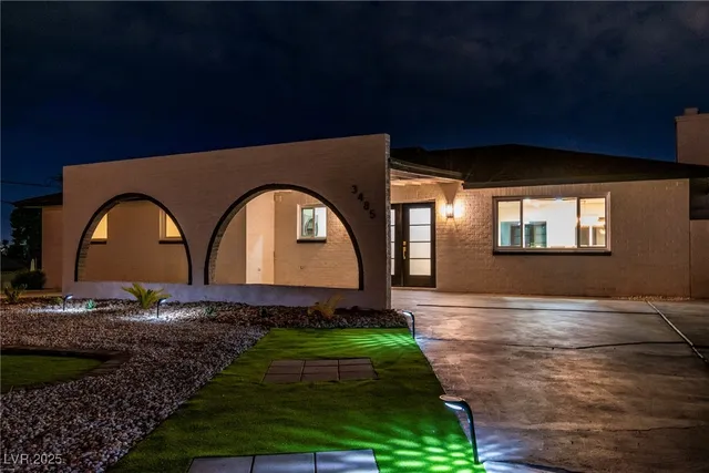 $4,000 | 3485 Shamrock Avenue, Las Vegas, NV 89120