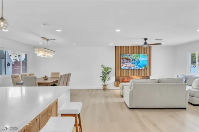 $4,000 | 3485 Shamrock Avenue, Las Vegas, NV 89120