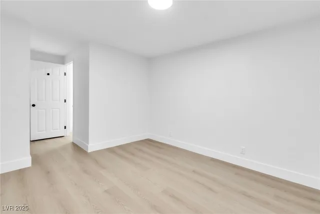 $4,000 | 3485 Shamrock Avenue, Las Vegas, NV 89120