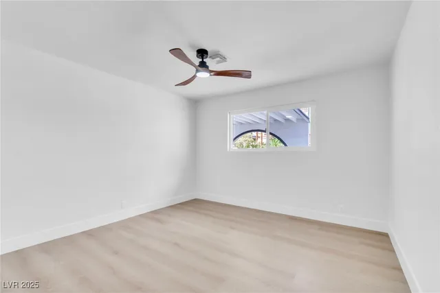 $4,000 | 3485 Shamrock Avenue, Las Vegas, NV 89120