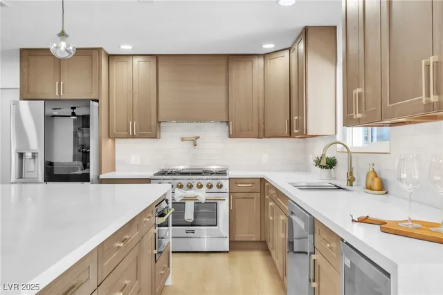 $4,000 | 3485 Shamrock Avenue, Las Vegas, NV 89120