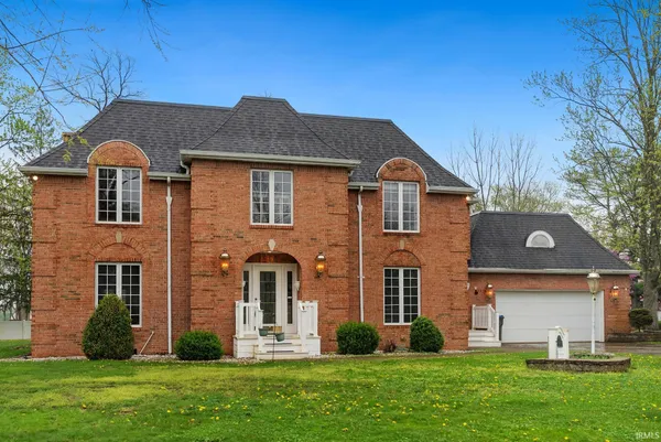 $479,900 | 1910 Deer Trail, Warsaw, IN 46580