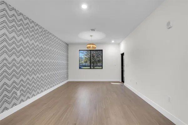 $4,500 | 8363 Northwest 41st Street, Unit A109, Doral, FL 33178