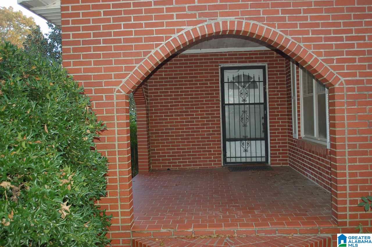 9950 Corner School Road Warrior, AL 35180 - Photo 2 of 20