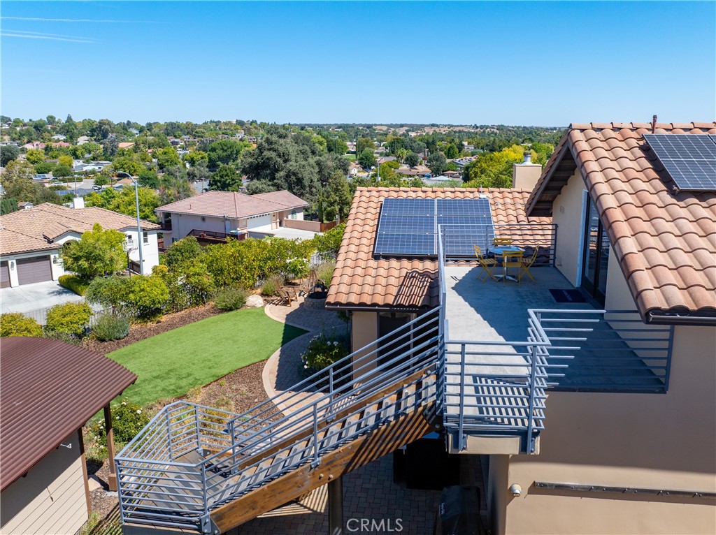596 Red Cloud Road Paso Robles, CA 93446 - Photo 36 of 48 Stairs to Retreat