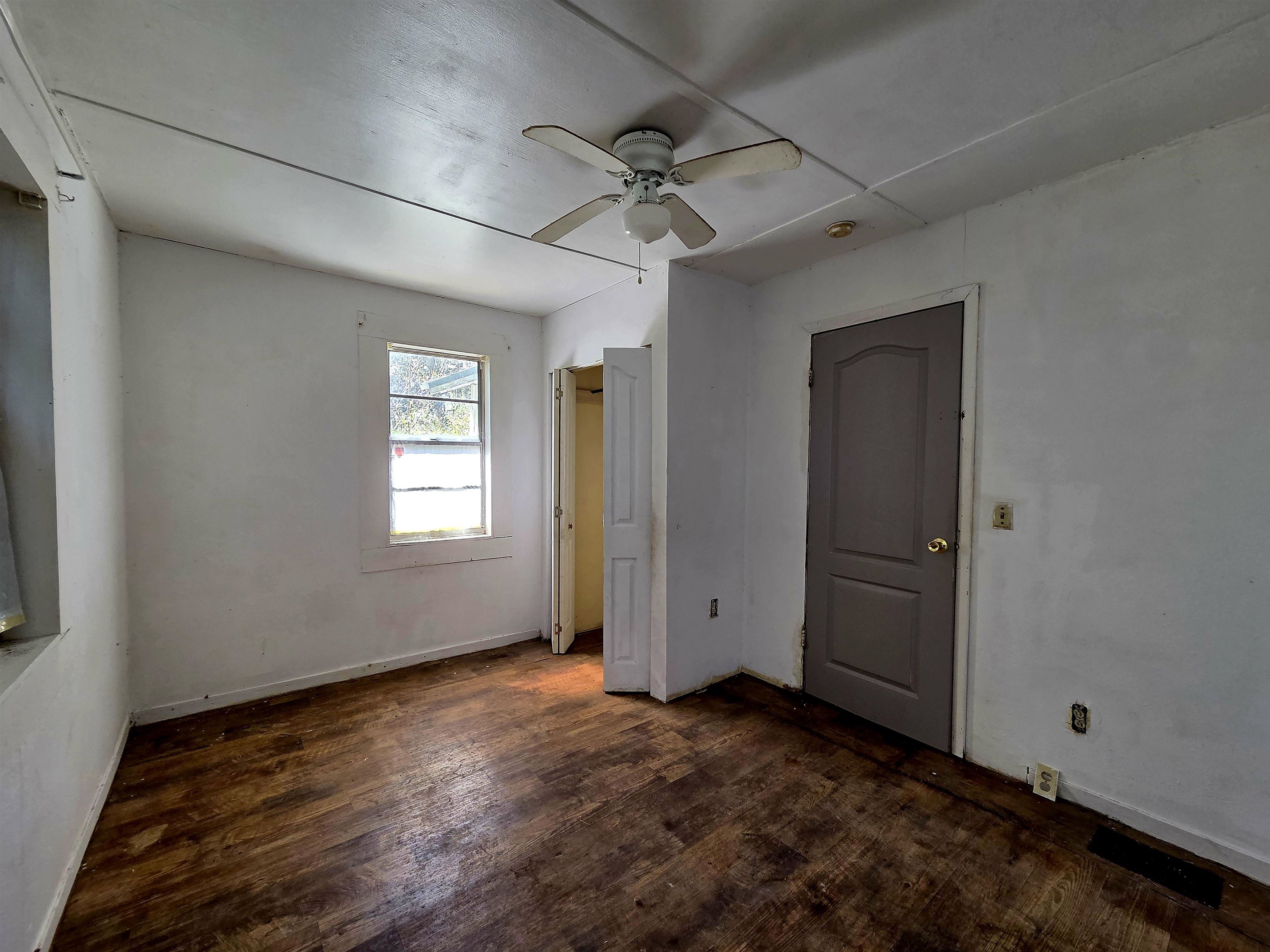 302 West Spring Place Perry, FL 32347 - Photo 9 of 24