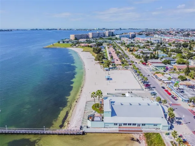 $164,900 | 5940 30th Avenue South, Unit 209, Gulfport, FL 33707