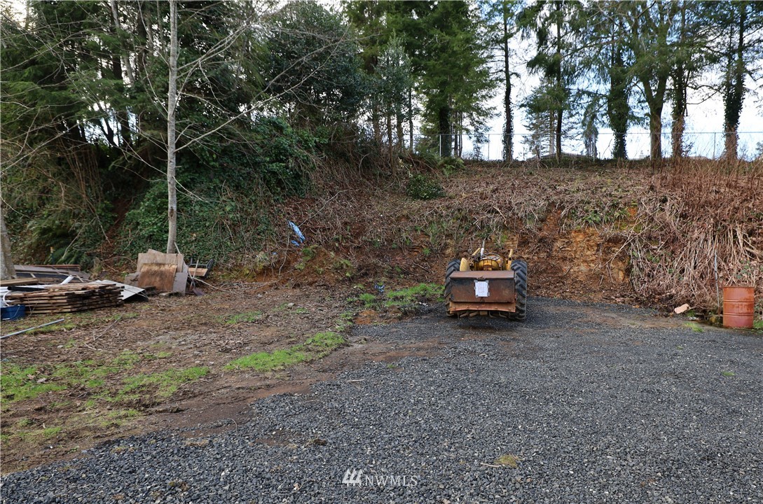 2721 Wishkah Road Aberdeen, WA 98520 - Photo 3 of 6 Gallery Image 3