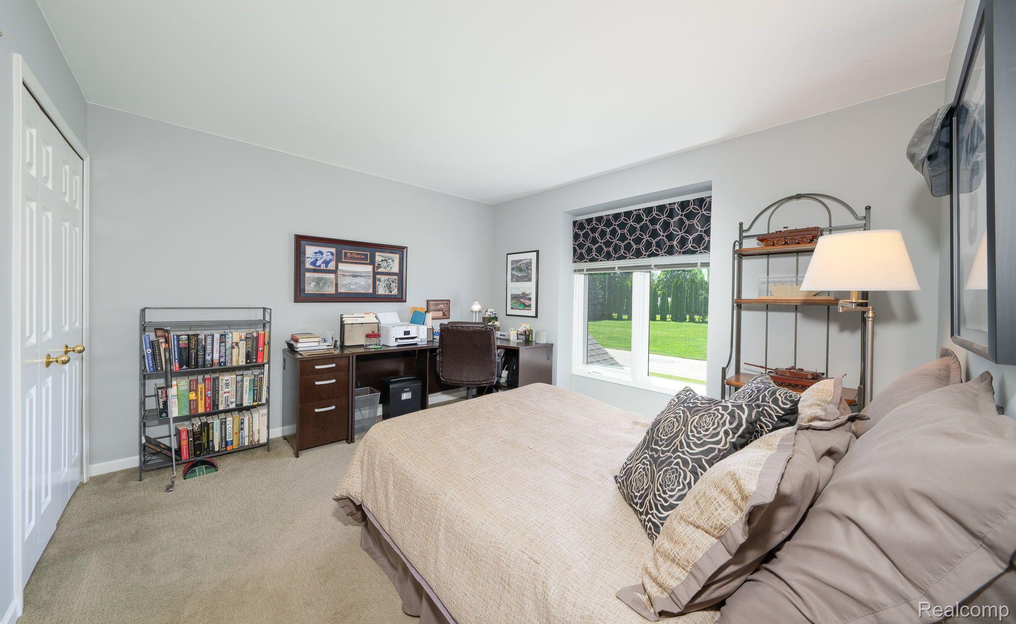 4375 Stonewood Court Rochester, MI 48306 - Photo 36 of 67 Gallery Image 36