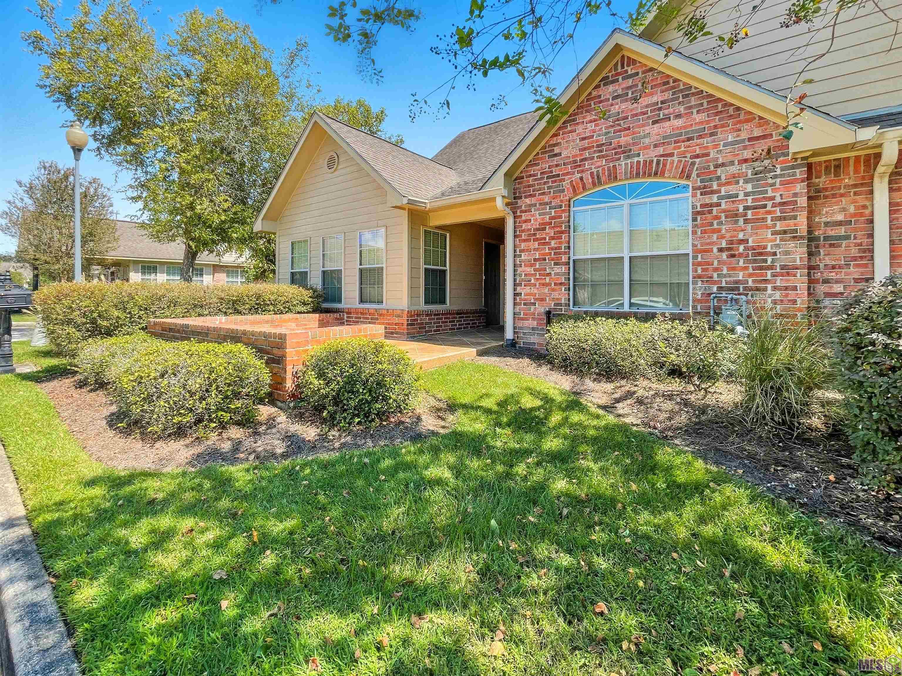 7111 Village Charmant Drive, Unit 94 Baton Rouge, LA 70809 - Photo 2 of 18