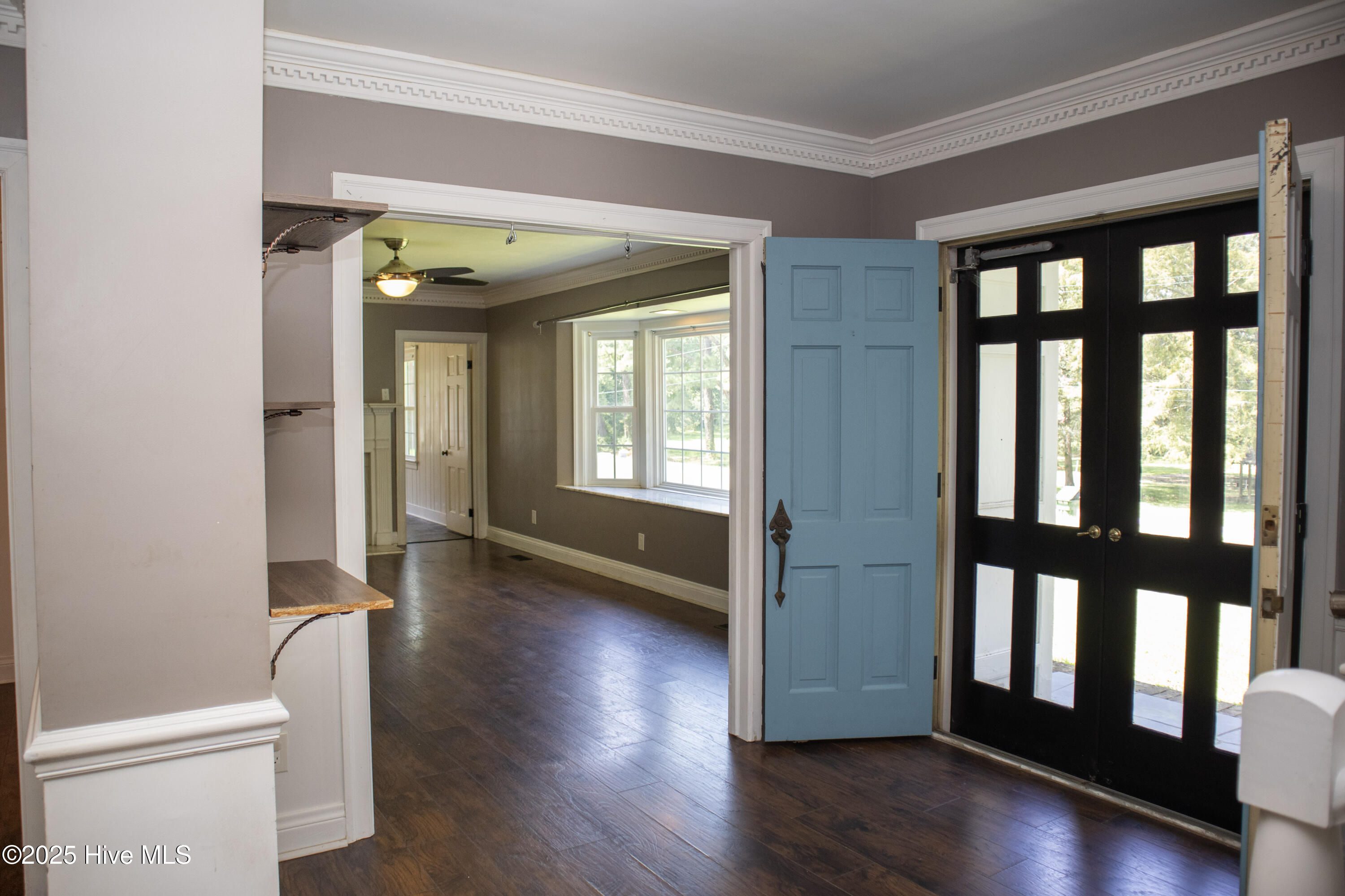119 Watson Street Enfield, NC 27823 - Photo 4 of 38 Entryway