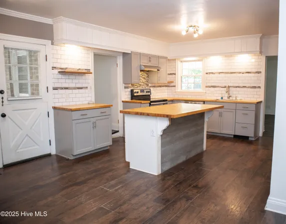 $269,900 | 119 Watson Street, Enfield, NC 27823