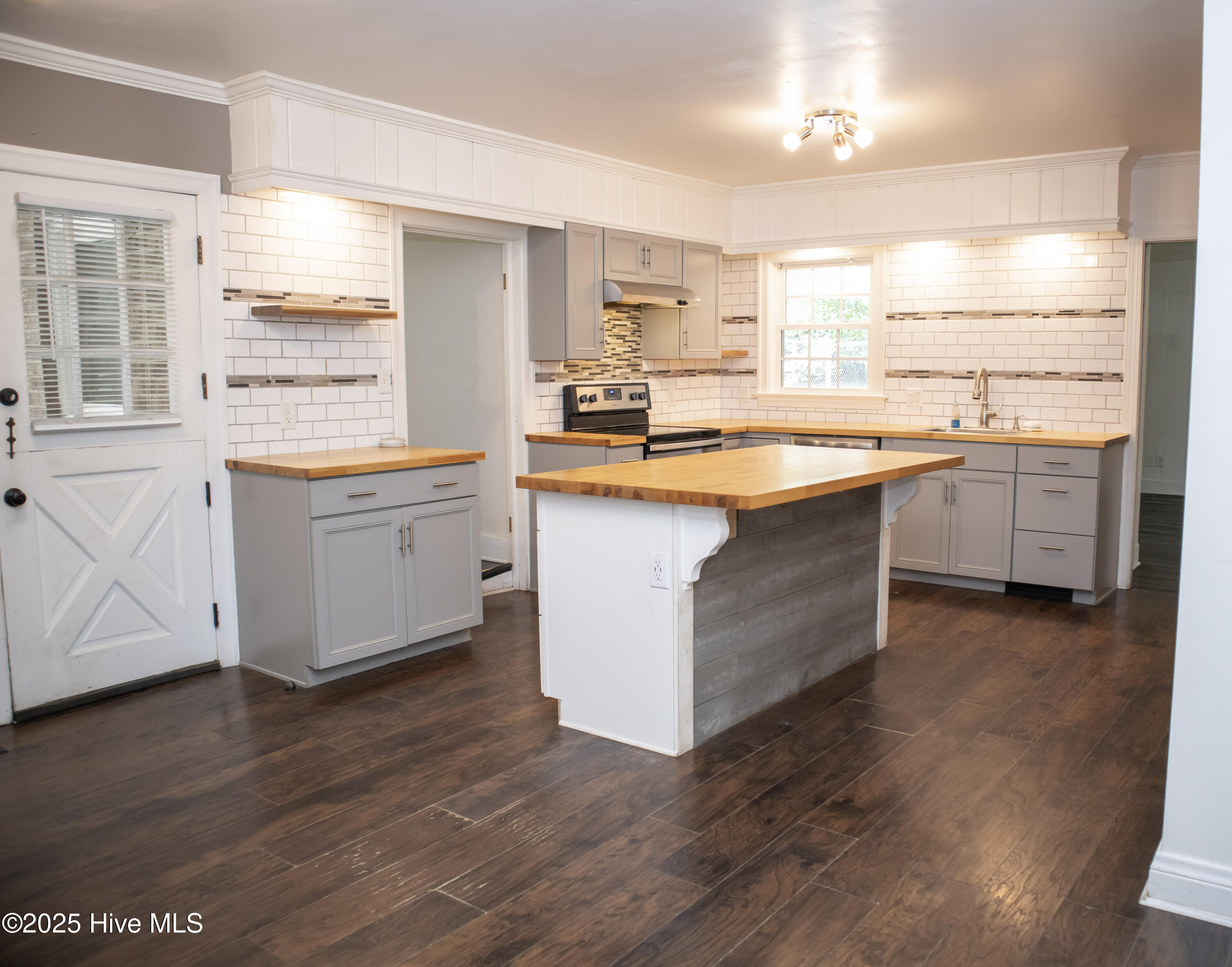 119 Watson Street Enfield, NC 27823 - Photo 10 of 38 Kitchen