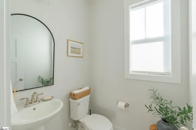 $410,000 | 473 Fenwick Drive, Woodruff, SC 29388