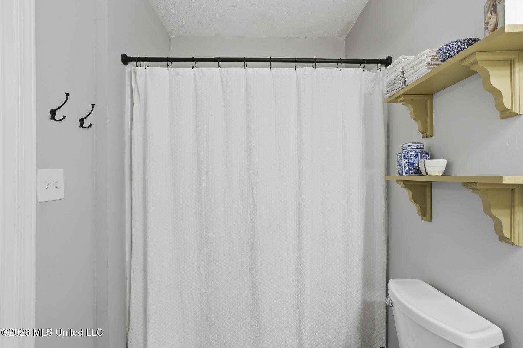 707 Berkshire Street Clinton, MS 39056 - Photo 22 of 40 707 Berkshire-17e