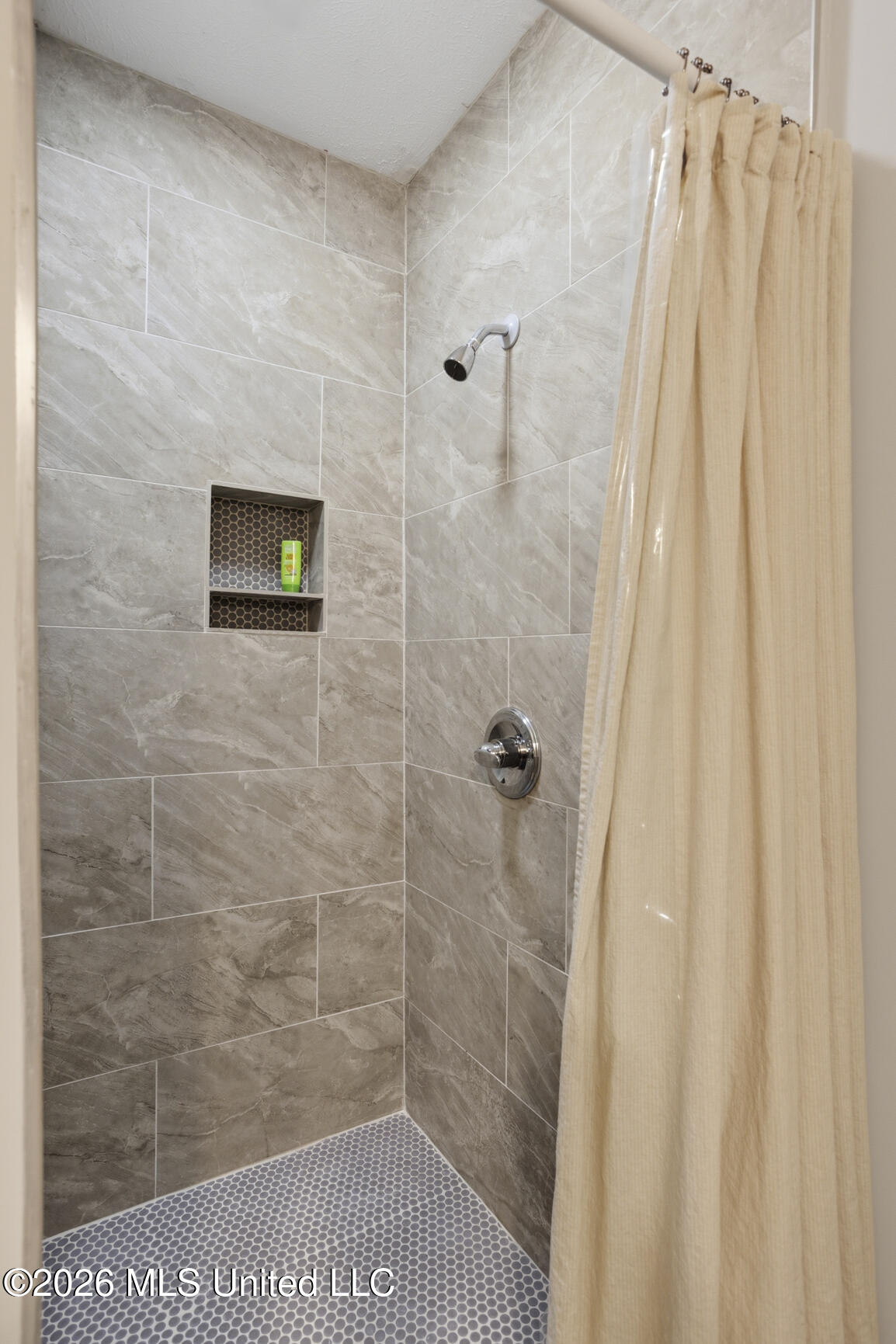 707 Berkshire Street Clinton, MS 39056 - Photo 28 of 40 707 Berkshire-23