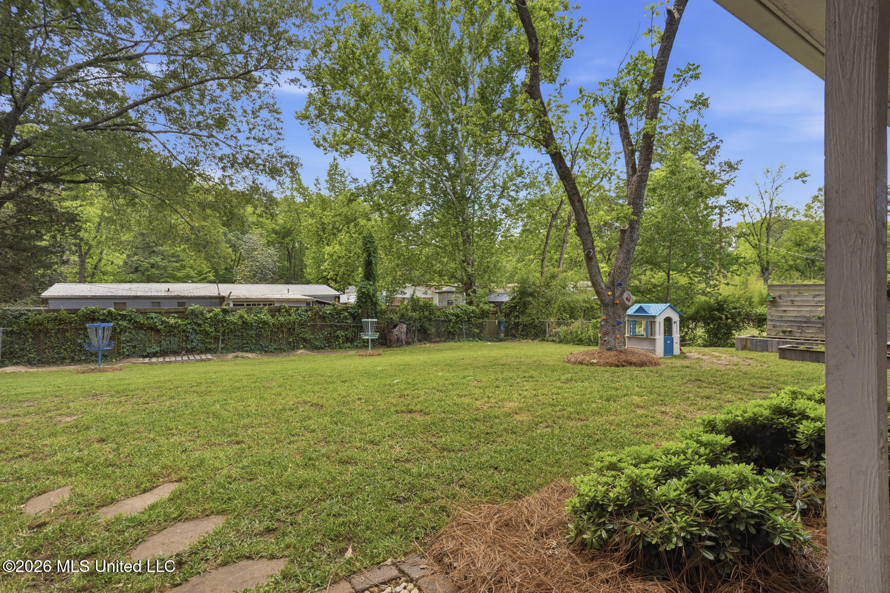 707 Berkshire Street Clinton, MS 39056 - Photo 34 of 40 707 Berkshire-33