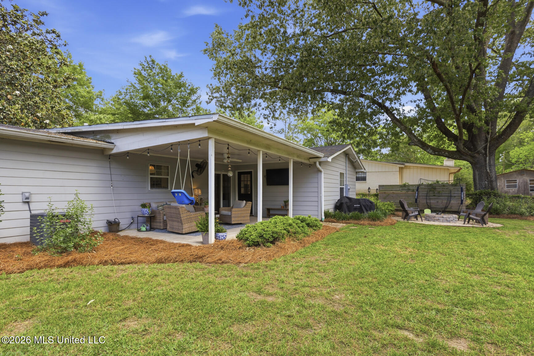 707 Berkshire Street Clinton, MS 39056 - Photo 36 of 40 707 Berkshire-35