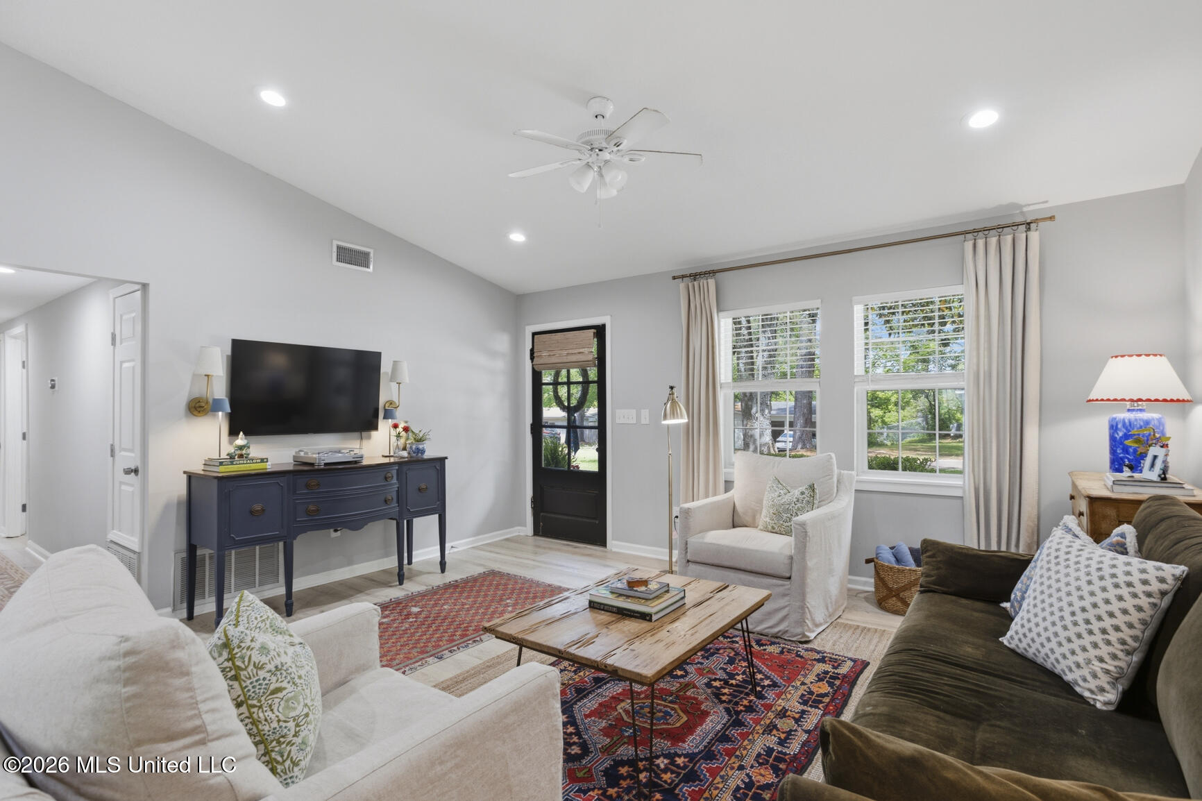 707 Berkshire Street Clinton, MS 39056 - Photo 9 of 40 707 Berkshire-9