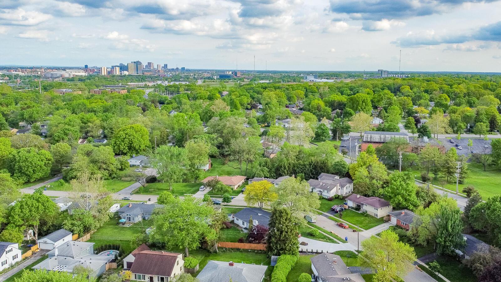 1069 Caniff Road Columbus, OH 43221 - Photo 50 of 57 I can see Downtown!