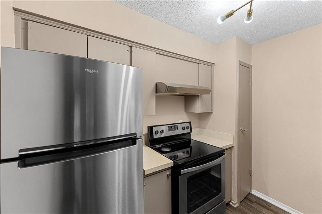 4859 Cedar Springs Road, Unit 241 Dallas, TX 75219 - Photo 9 of 38