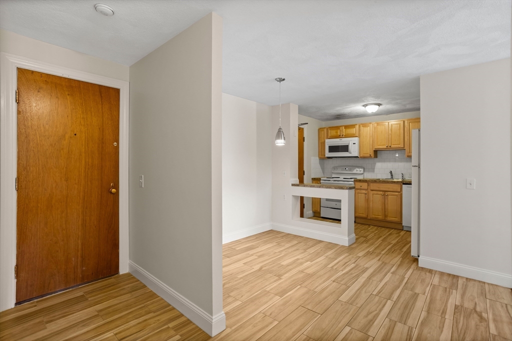 17 Davis Road, Unit C9 Acton, MA 01720 - Photo 2 of 18