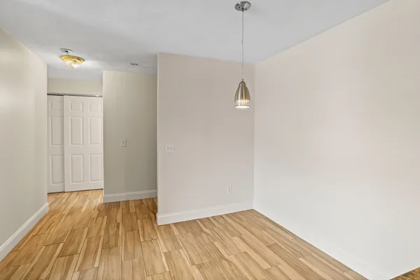 $1,950 | 17 Davis Road, Unit C9, Acton, MA 01720