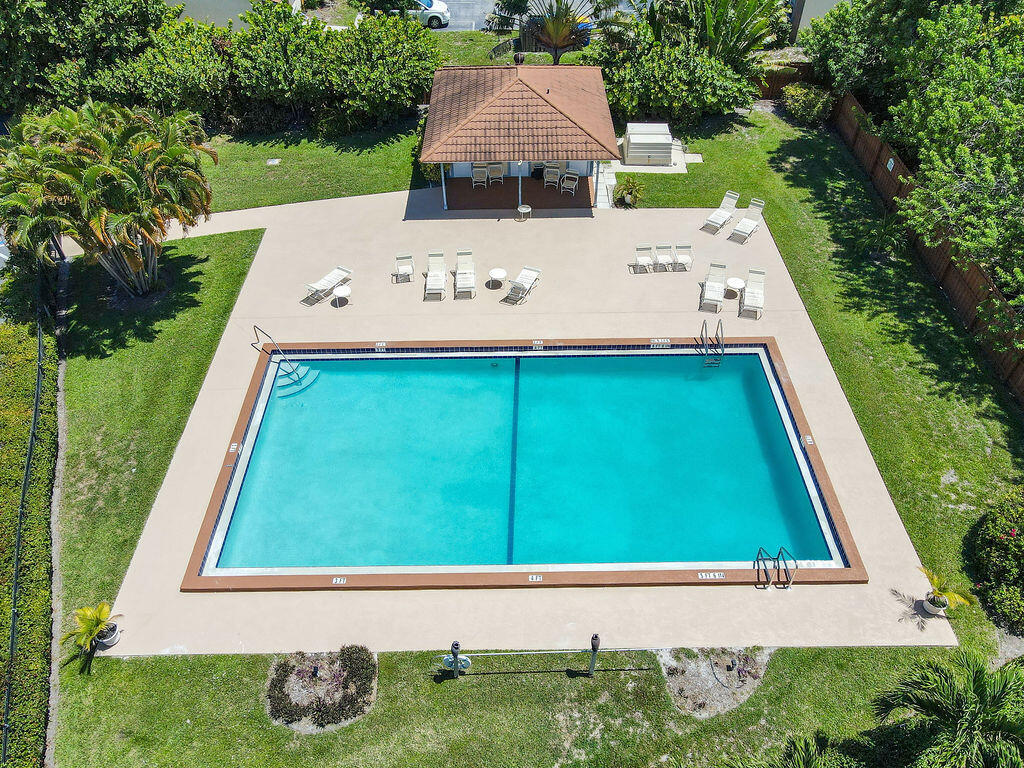 3900 Southeast County Line Road, Unit 22A Jupiter, FL 33469 - Photo 44 of 50 3900CountyLineRd#22AAerials(16)