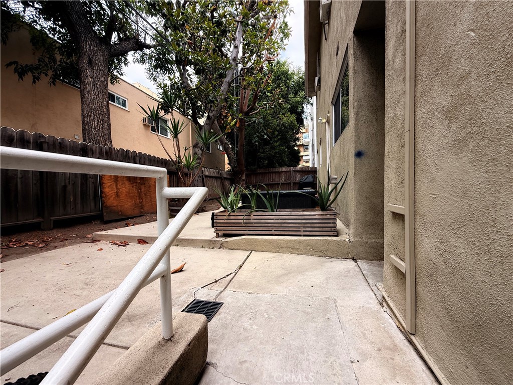 423 Le Doux Road, Unit 10 Los Angeles, CA 90048 - Photo 18 of 18