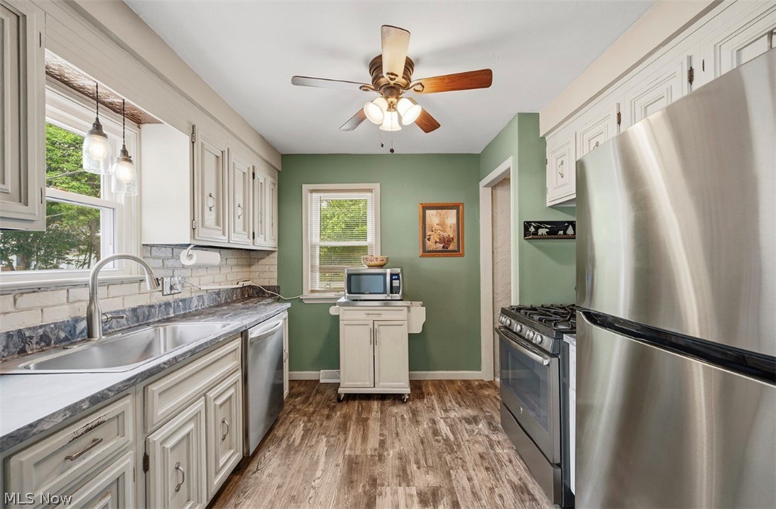 977 Learidge Road Lyndhurst, OH 44124 - Photo 12 of 42 Gallery Image 12