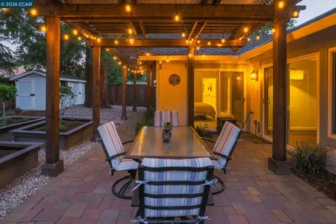 $1,525,000 | 211 Monte Carlo Way, Danville, CA 94506