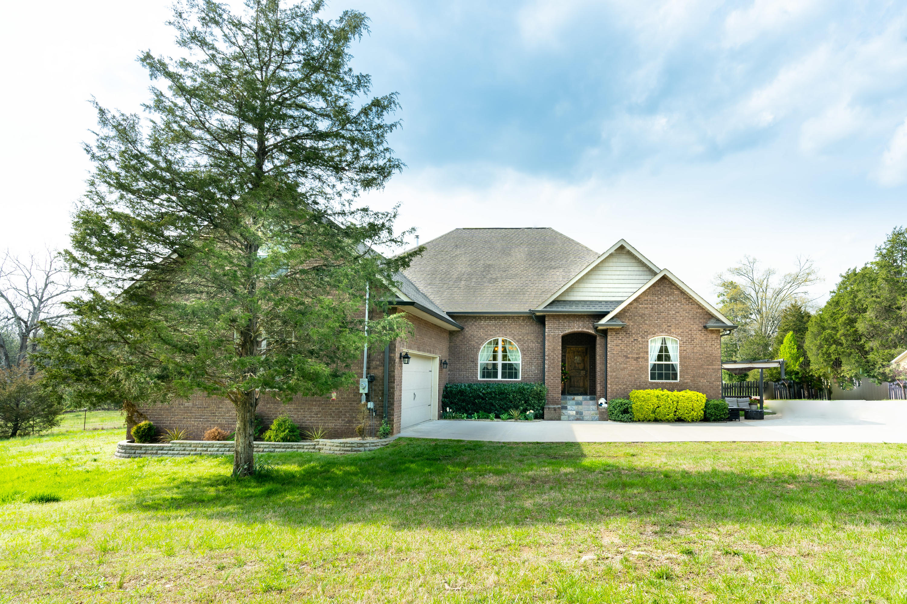 6109 East Emory Road Knoxville, TN 37938 - Photo 1 of 1 Front Elevation