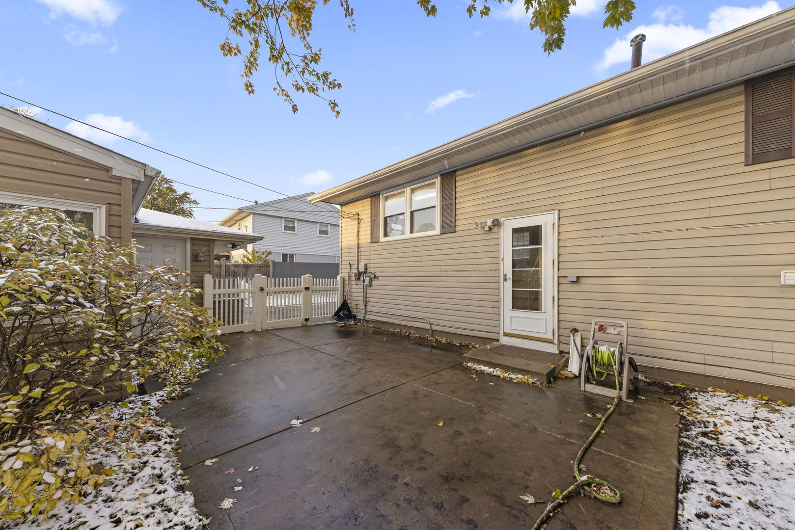 710 Cascade Avenue Romeoville, IL 60446 - Photo 25 of 25 a view of a porch with seating space