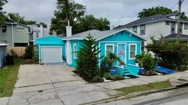 $3,100 | 914 North 8th Street North, Unit 1, St. Petersburg, FL 33701