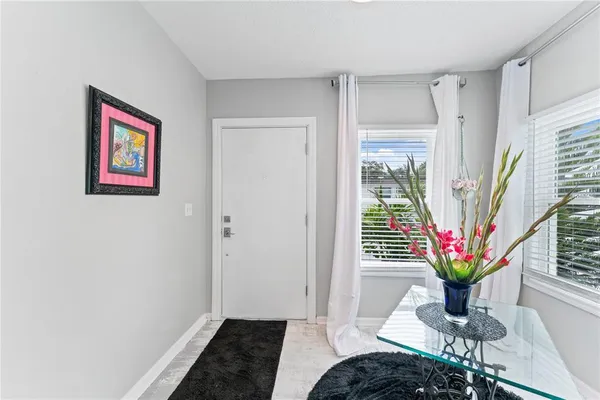 $3,100 | 914 North 8th Street North, Unit 1, St. Petersburg, FL 33701