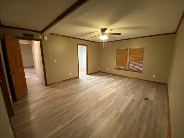 $2,200 | 6809 Red Fox Court, Granbury, TX 76049